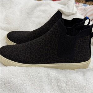 Rothy's Black and Brown Leopard Slip-On Ankle Sneakers